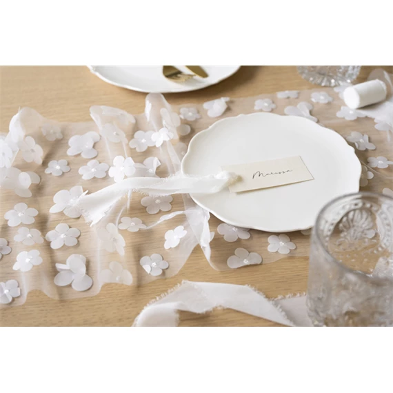 Asztali futó virágokkal fehér 26 x 500 cm