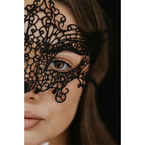 Csipke karneváli maszk fekete 20x11 cm