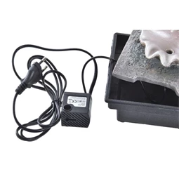 Csobogó LED-es kagyló 13x13x18 cm 2 féle