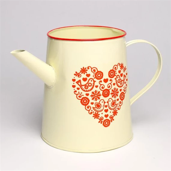 Kancsó zománcos, szív mintával 13x18 cm