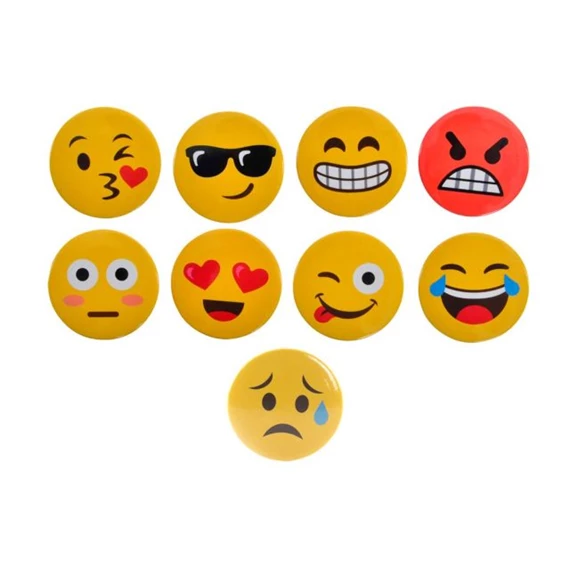 Kitűző Smile 3,7x0,5 cm 9 féle