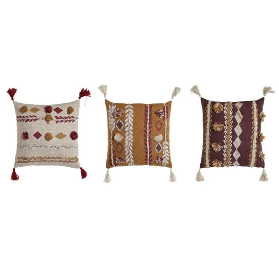 Párna hímzett 40x15x40 cm 3 féle