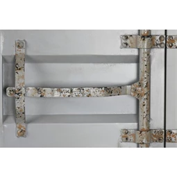 Szekrény 112x56x174 cm