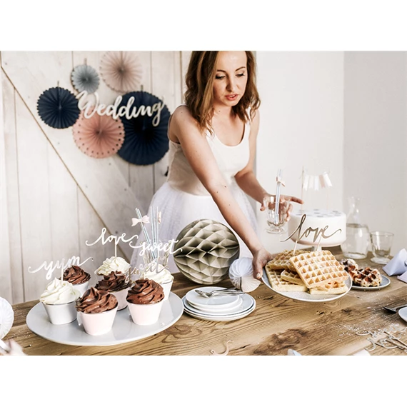 Tortadísz szerelem ezüst 17 cm