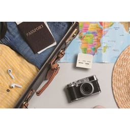 Utazó hálózati adapter USB-A USB-C csatlakozókkal 8,4x0,5 cm