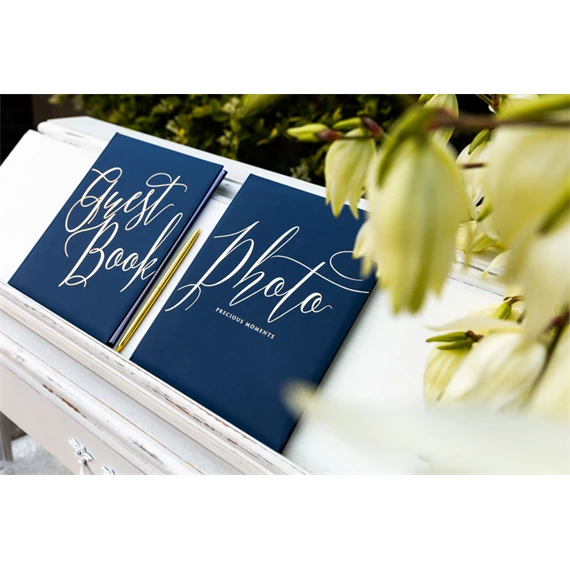 Vendégkönyv 20x24,5 cm sötétkék 22 oldal